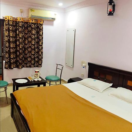 Sv Guest Rooms Višákhapatnam Exteriér fotografie