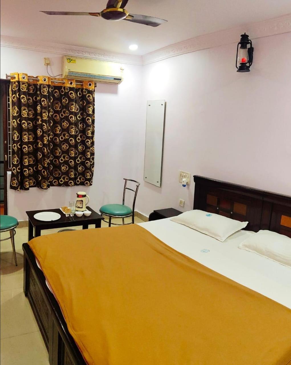 Sv Guest Rooms Višákhapatnam Exteriér fotografie